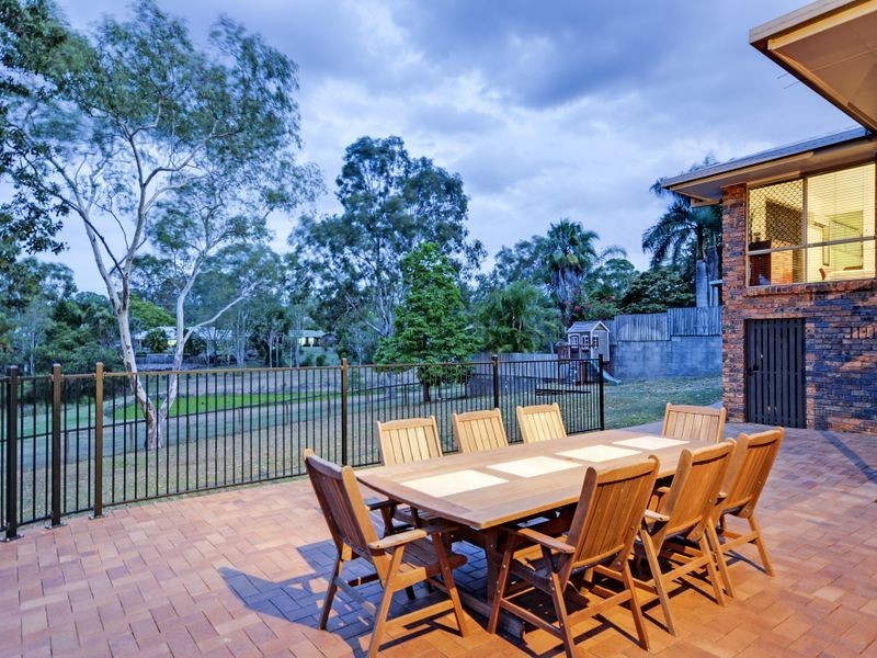 19 St Andrews Drive, Karana Downs QLD 4306