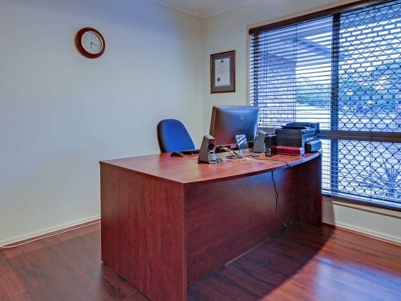 19 St Andrews Drive, Karana Downs QLD 4306