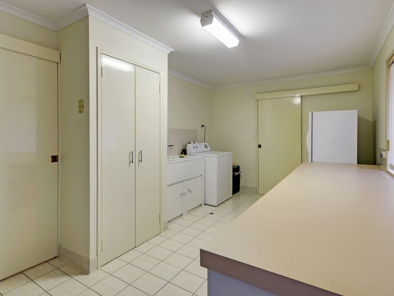 19 St Andrews Drive, Karana Downs QLD 4306