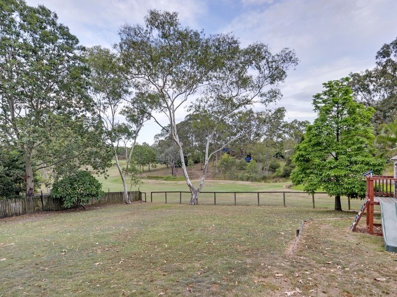 19 St Andrews Drive, Karana Downs QLD 4306