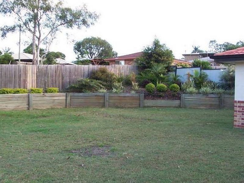 2 Holmes Court, Goodna QLD 4300