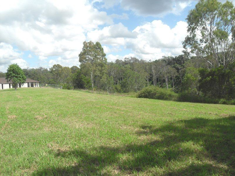 4 Lintrose Terrace, Karalee QLD 4306