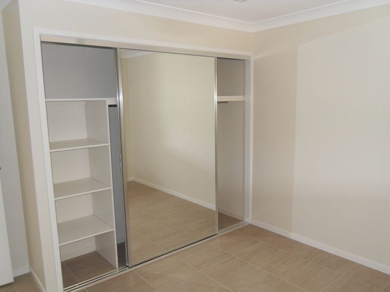 7/3 Spalding Crescent, Goodna QLD 4300