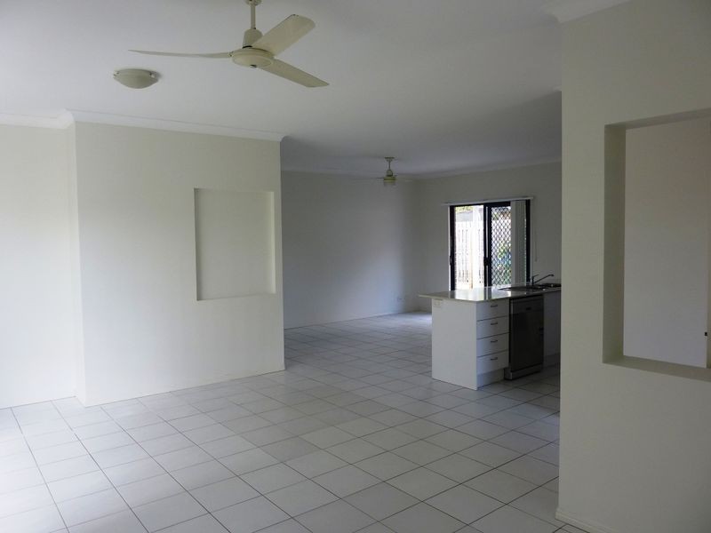 4 Nicholls Drive, Redbank Plains QLD 4301