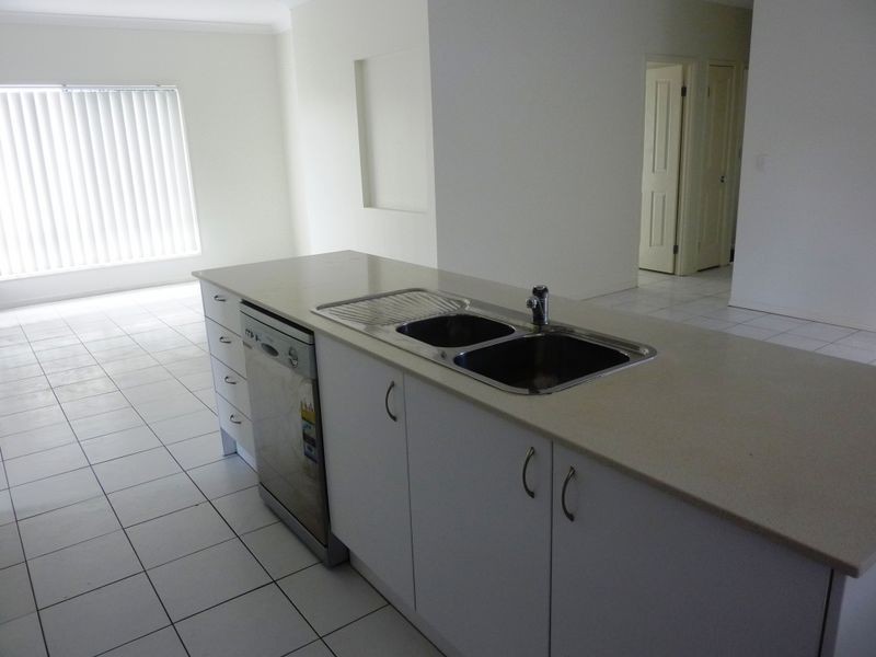 4 Nicholls Drive, Redbank Plains QLD 4301