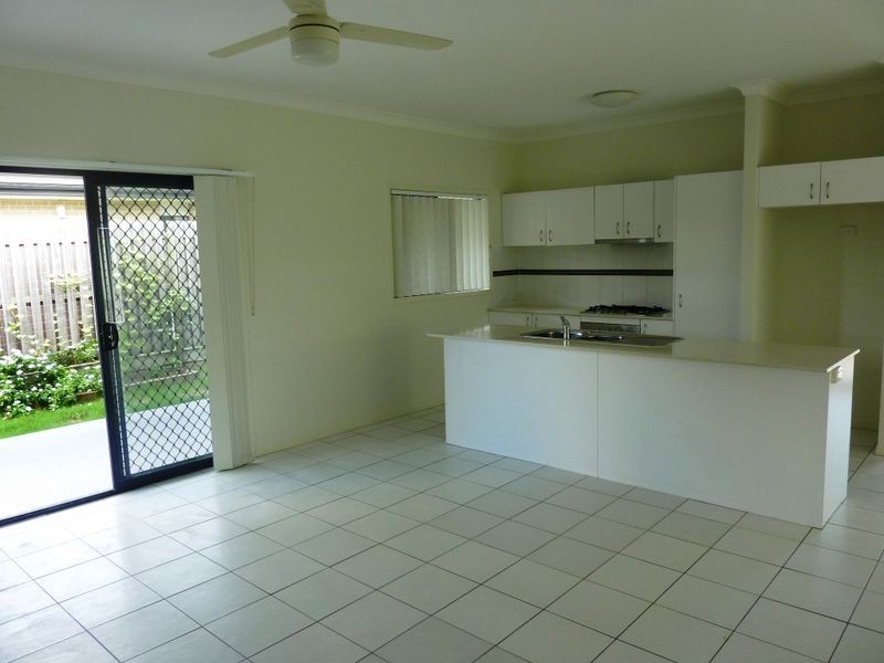 4 Nicholls Drive, Redbank Plains QLD 4301