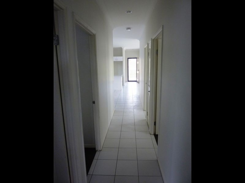 4 Nicholls Drive, Redbank Plains QLD 4301