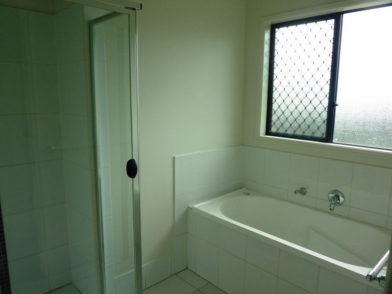 4 Nicholls Drive, Redbank Plains QLD 4301