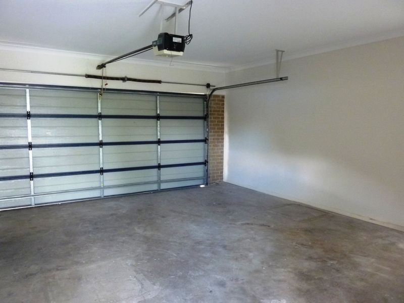 4 Nicholls Drive, Redbank Plains QLD 4301