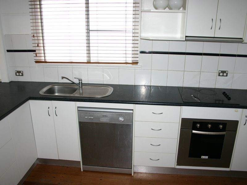 46 Raceview Avenue, Hendra QLD 4011