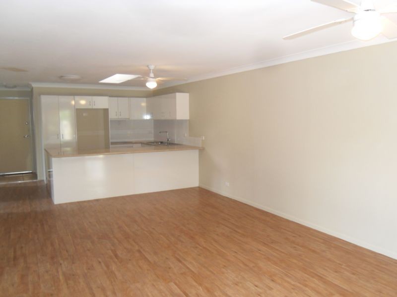 16/5 Spalding Crescent, Goodna QLD 4300