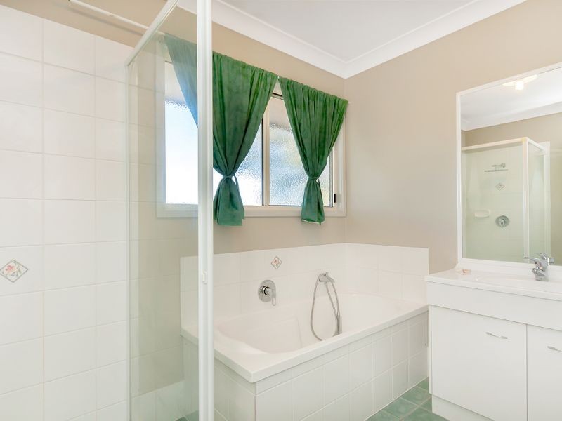 129 Eugene Street, Bellbird Park QLD 4300