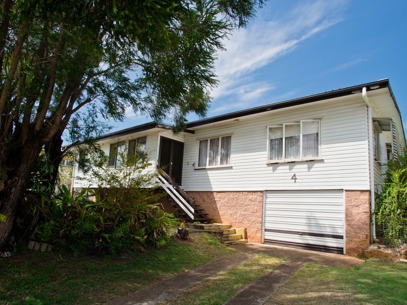 4 Slone Street, Riverview QLD 4303