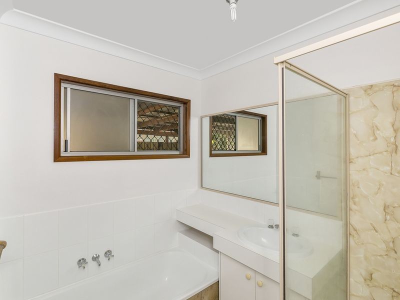 5 Garden Avenue, Camira QLD 4300