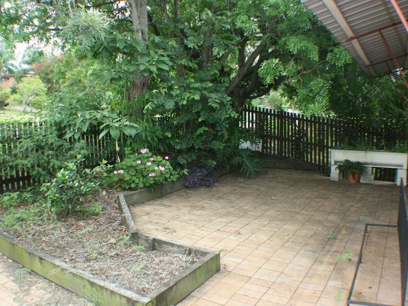 14 Ipswich Street, Riverview QLD 4303