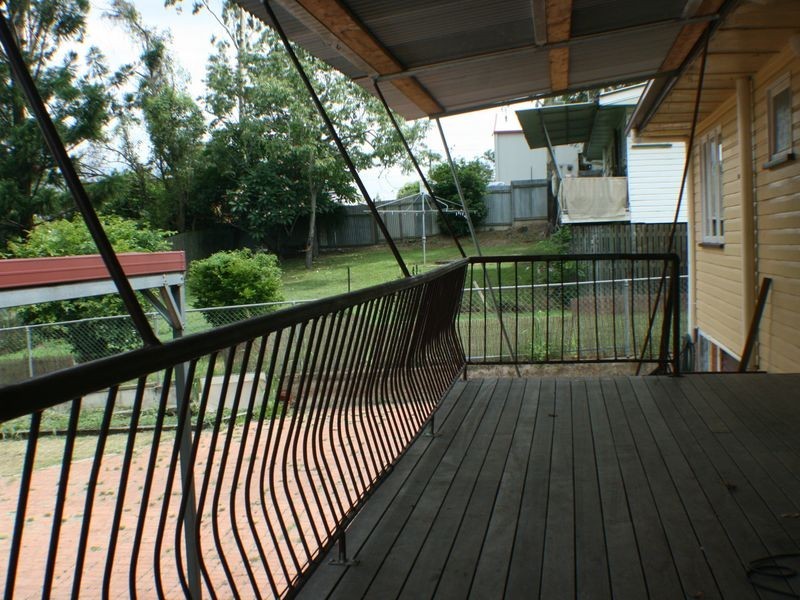 14 Ipswich Street, Riverview QLD 4303