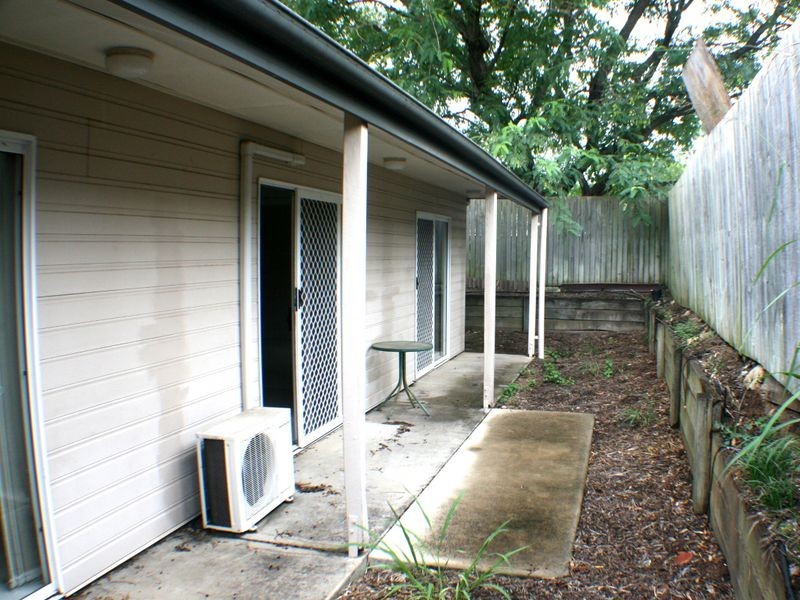 5/33 Law Street South, Redbank QLD 4301