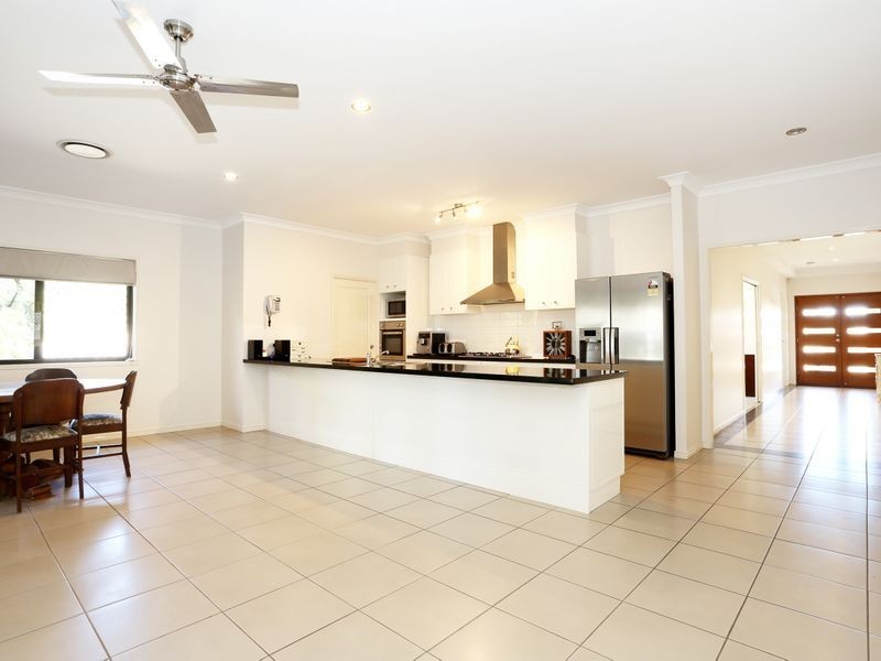 39 Sutherland Crescent, Goodna QLD 4300