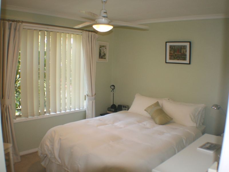 16 Crestwood Drive, Camira QLD 4300