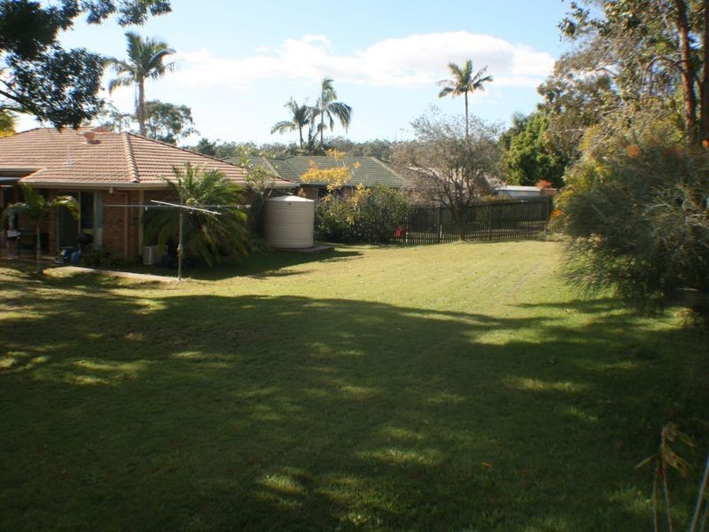 16 Crestwood Drive, Camira QLD 4300