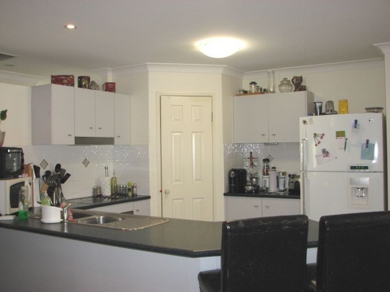 10 Dove Place, Springfield QLD 4300