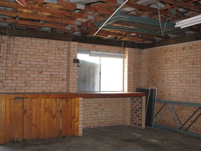 7 Laurel Street, Redbank Plains QLD 4301