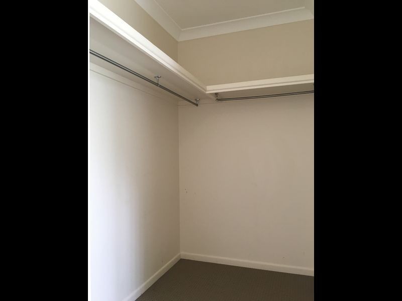 1 & 2/24 Bassili Drive, Collingwood Park QLD 4301