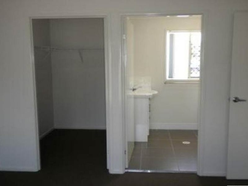 22 Foundation Street, Collingwood Park QLD 4301