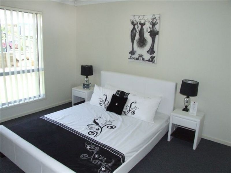 8 MacBride Court, Collingwood Park QLD 4301