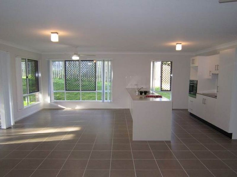 7 Conway Street, Riverview QLD 4303