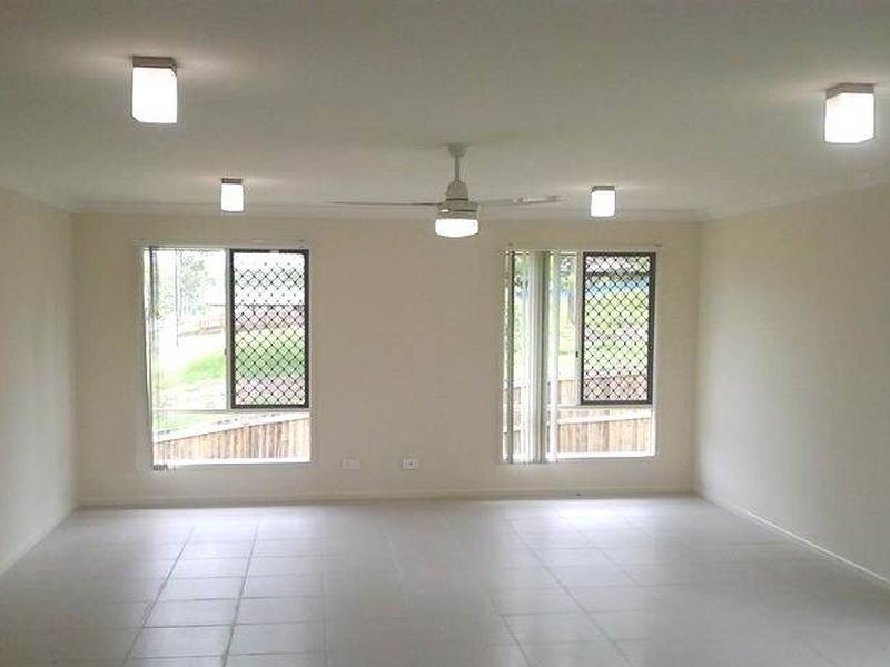 11 Conway Street, Riverview QLD 4303