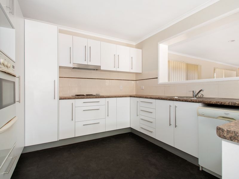 110 Fiona Street, Bellbird Park QLD 4300