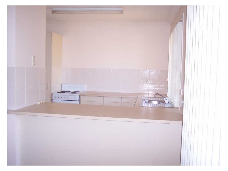 2/9 Prokuda Close, Goodna QLD 4300