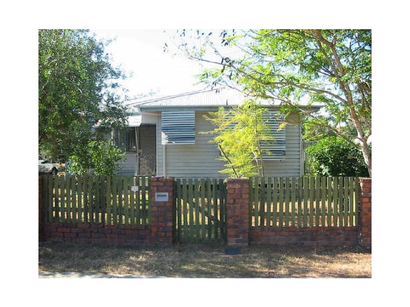 33 River Road, Dinmore QLD 4303