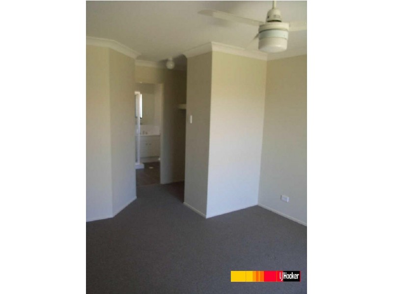 5 Barker Close, Goodna QLD 4300