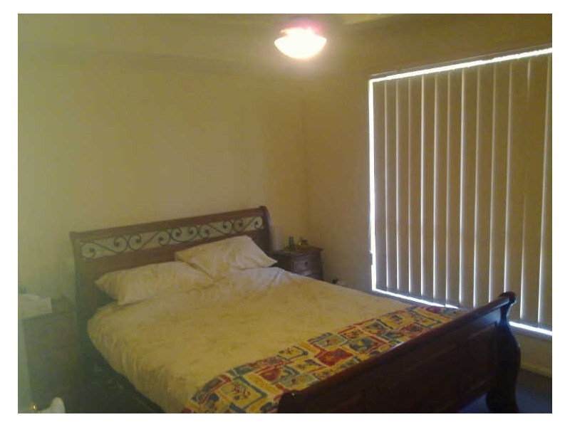 1/15 Mooney Close, Goodna QLD 4300