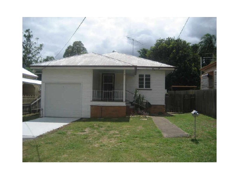 9a Park Street, Ipswich QLD 4305