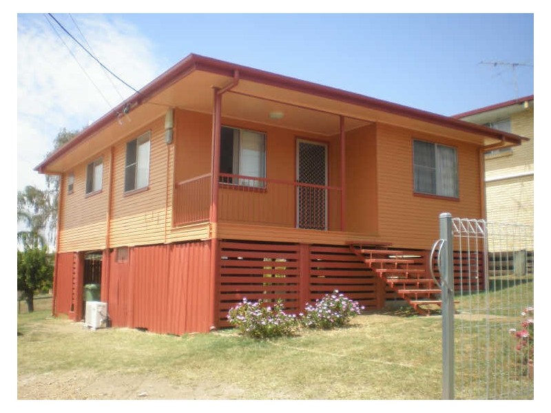 5 Dawn Parade, Riverview QLD 4303
