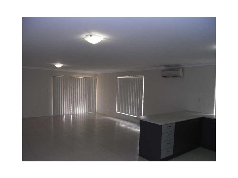 16 Harold Reinhardt Drive, Redbank Plains QLD 4301