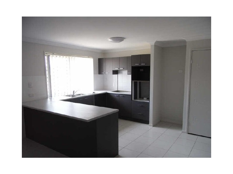 16 Harold Reinhardt Drive, Redbank Plains QLD 4301