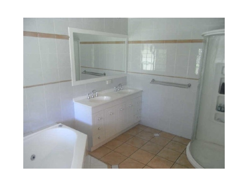 11 Janelle Street, Bellbird Park QLD 4300