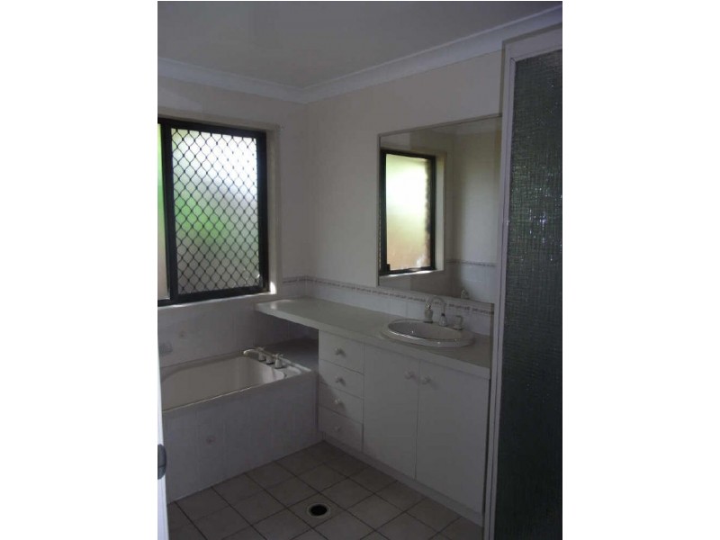 20 Fisher Street, Collingwood Park QLD 4301