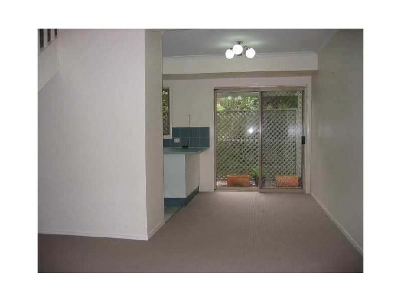 23/13 Bridge Street, Redbank QLD 4301