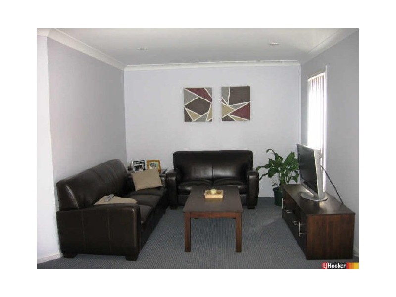 17 Shearwater Terrace, Springfield Lakes QLD 4300