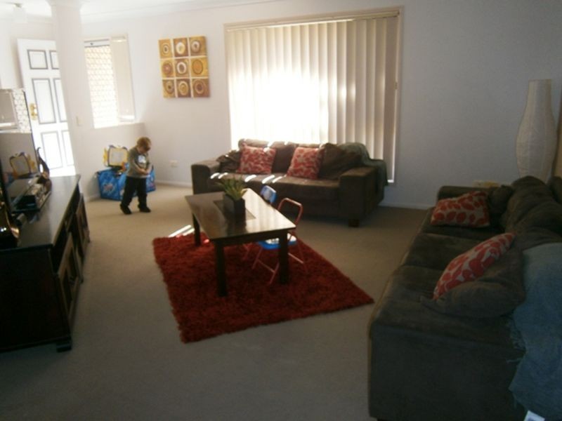 135 Whitmore Crescent, Goodna QLD 4300