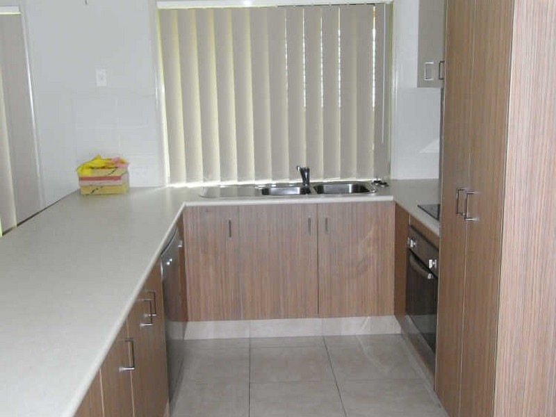 6 Schoffield Circuit, Redbank Plains QLD 4301