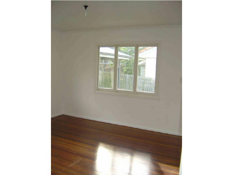 43 Price Street, Riverview QLD 4303
