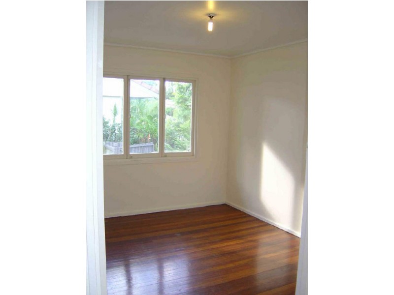 43 Price Street, Riverview QLD 4303