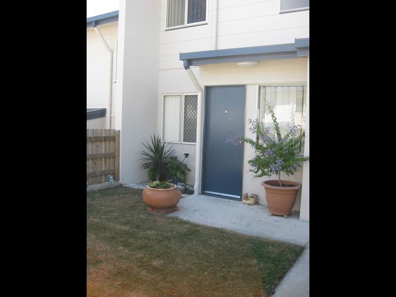 2/224 Redbank Plains Road, Bellbird Park QLD 4300