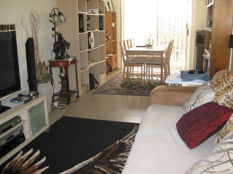 2/224 Redbank Plains Road, Bellbird Park QLD 4300